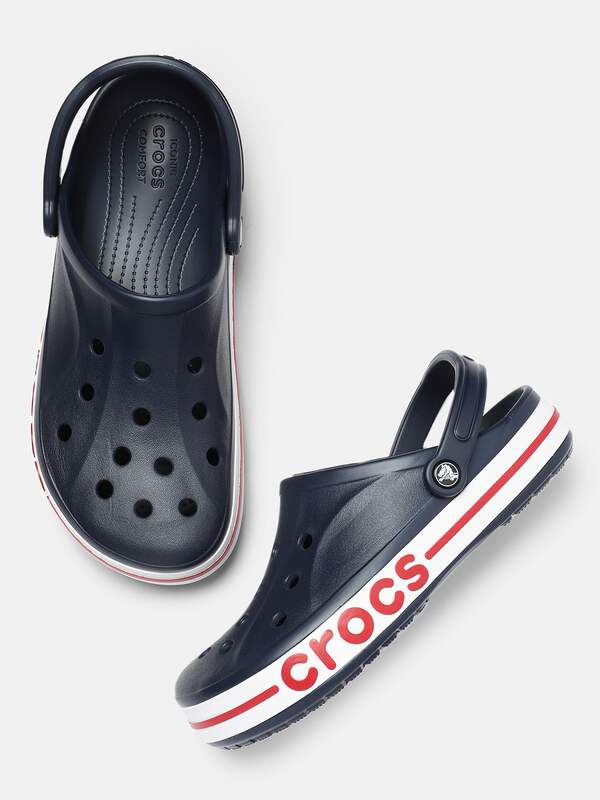 crocs for women myntra