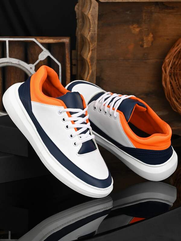 sneakers for men myntra