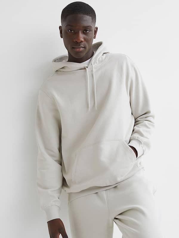 sweat shirts with hoods