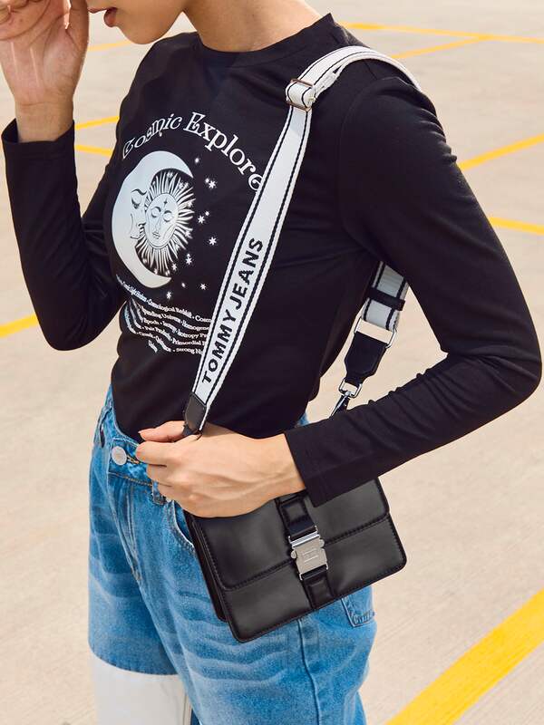 tommy hilfiger handbags online